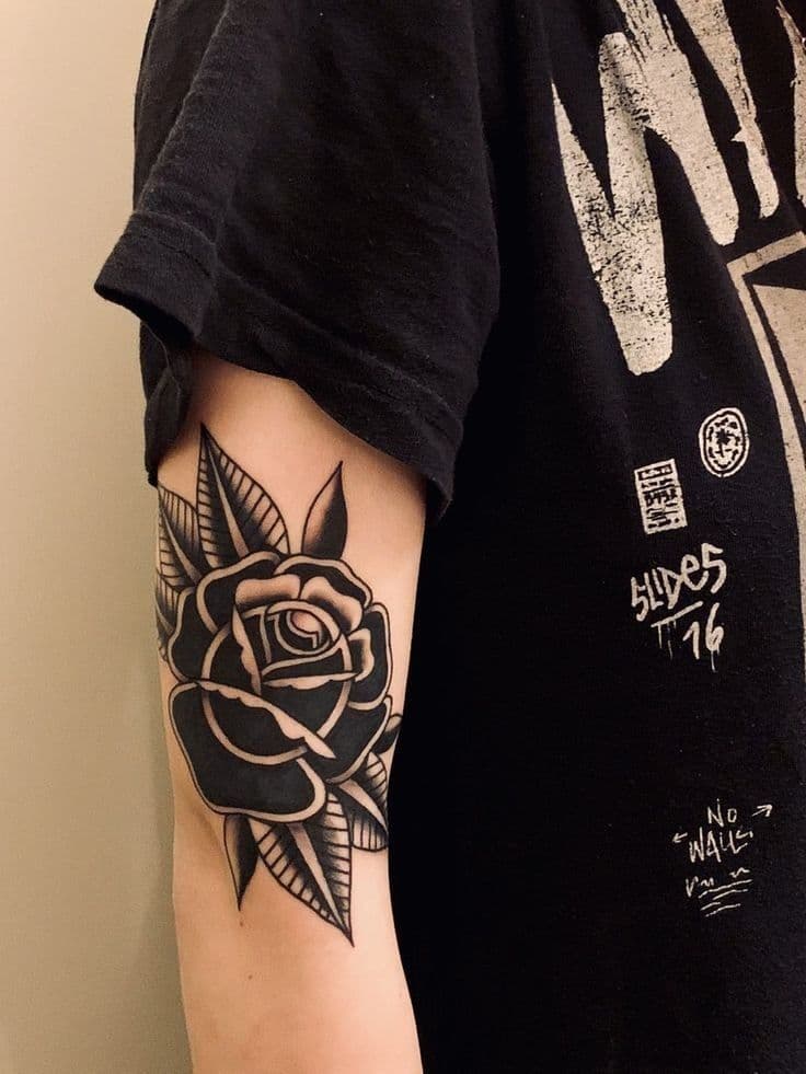 Tatuagem Média